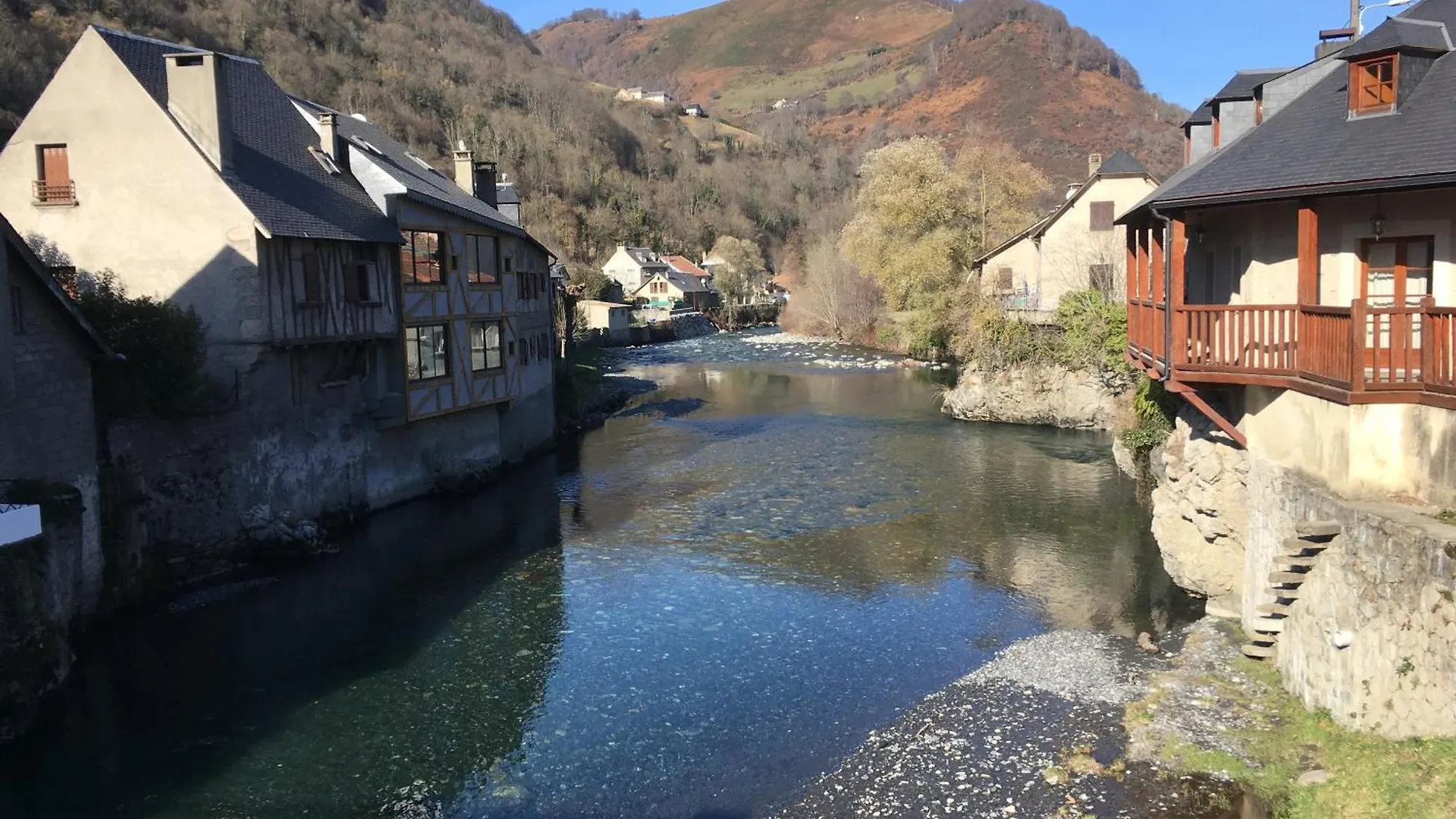 Grande Maison Avec Jardin Sarrancolin Holiday home