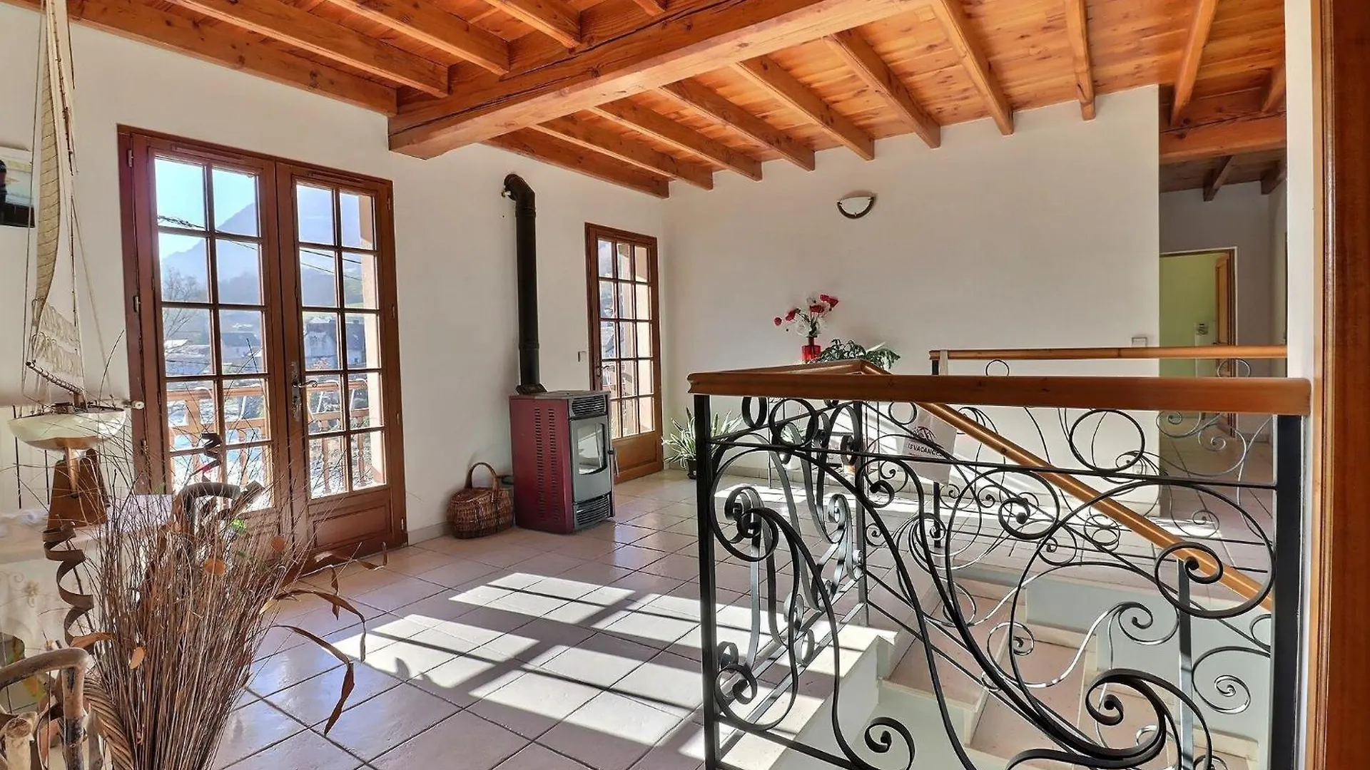 Grande Maison Avec Jardin Sarrancolin Holiday home